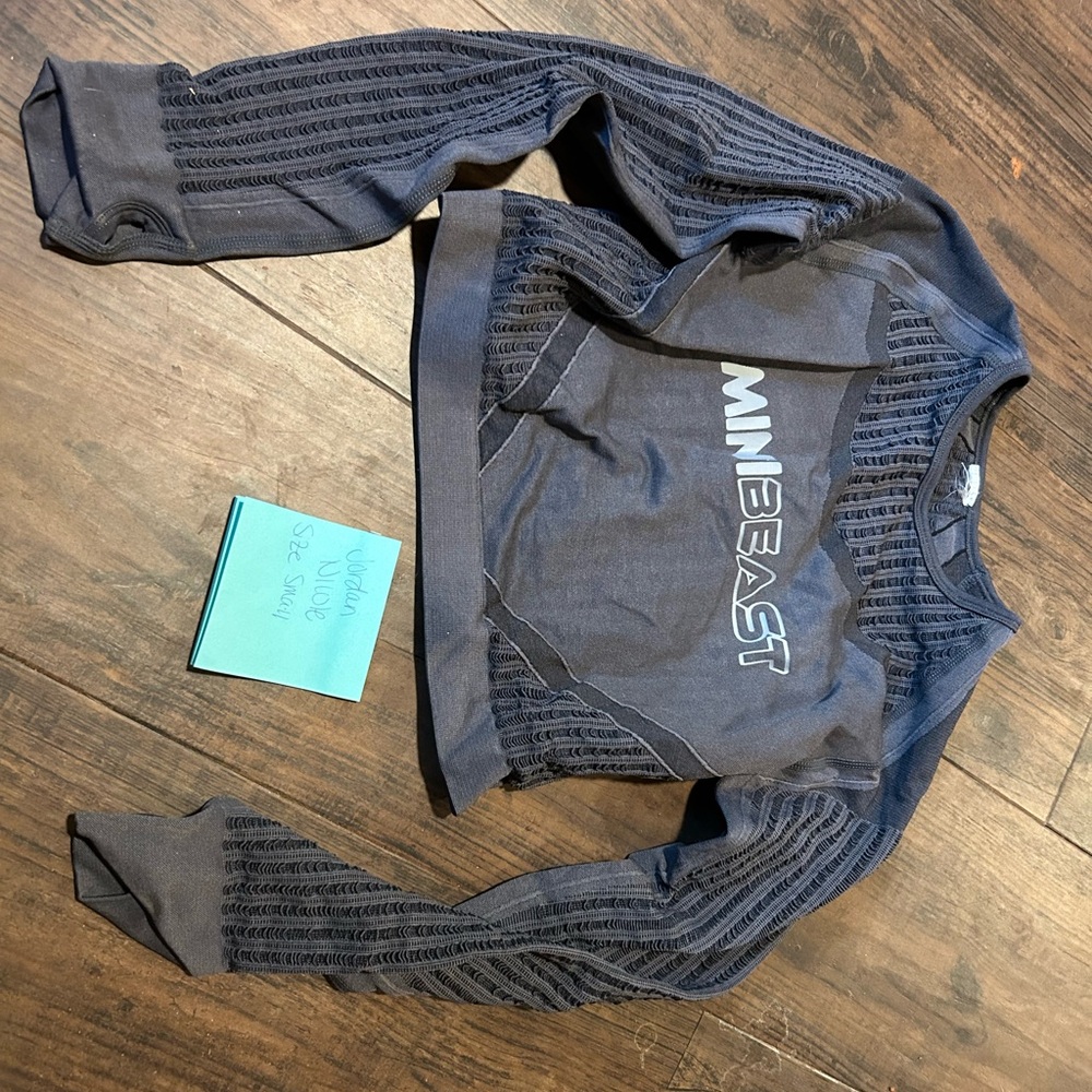 MINIBEAST dark gray crop